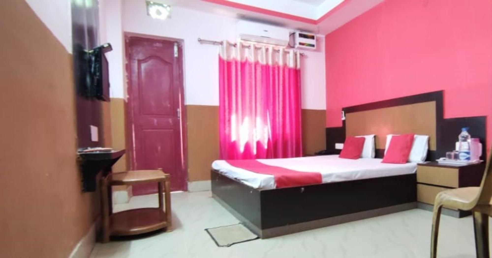 Hotel Samrat Palace Near Puri Sea Beach Best Choice Of Travellers By Morservices Dış mekan fotoğraf