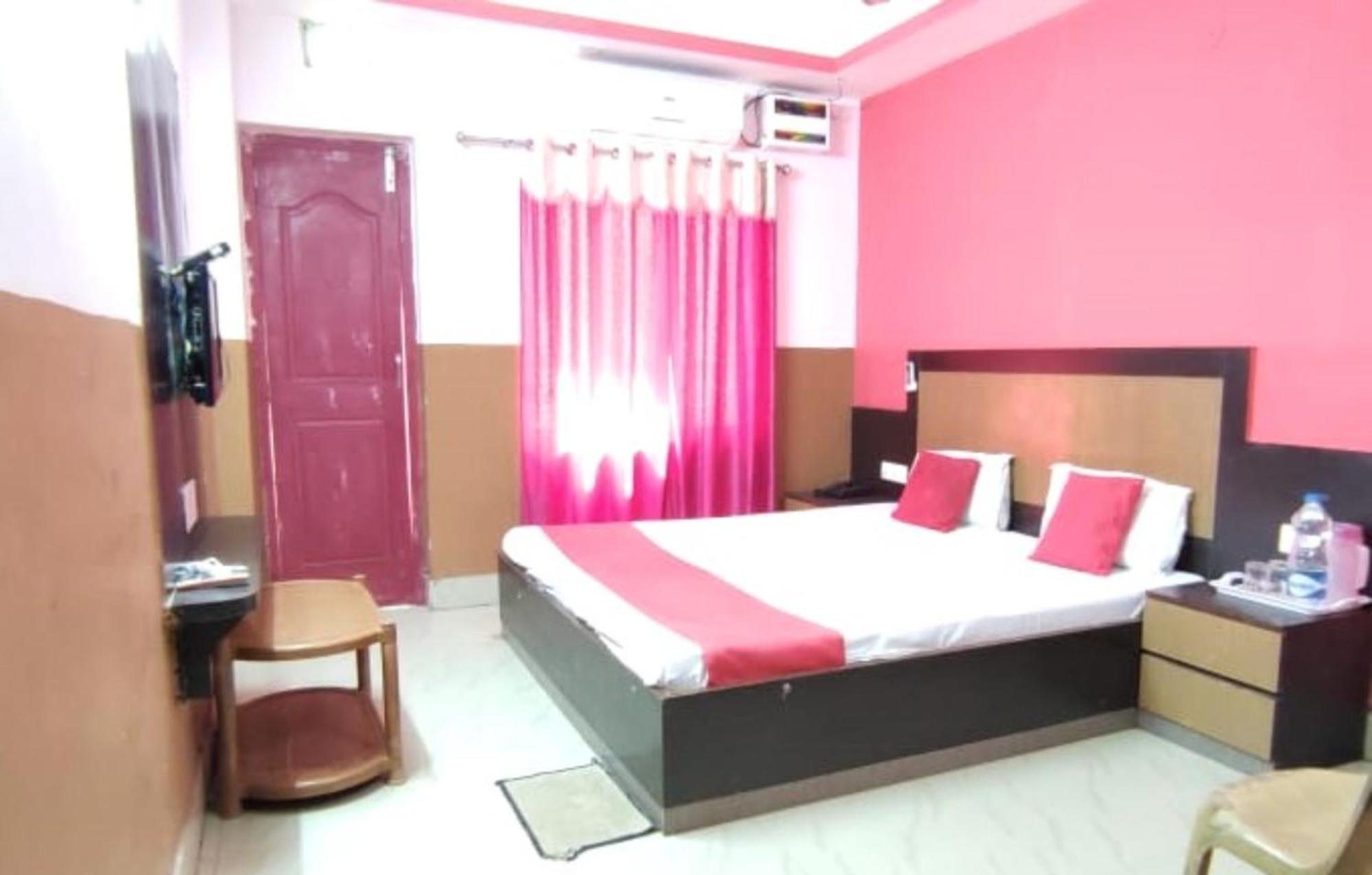 Hotel Samrat Palace Near Puri Sea Beach Best Choice Of Travellers By Morservices Dış mekan fotoğraf